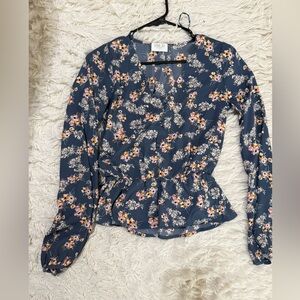 Floral blouse. Size small